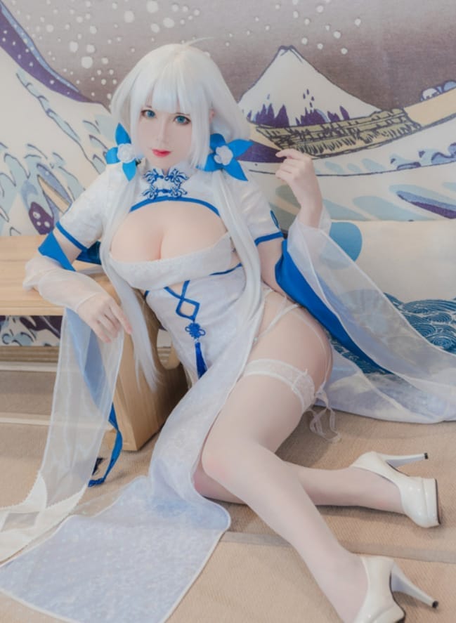 羊大真人 –NO.04 钟情春日[19P/178MB]