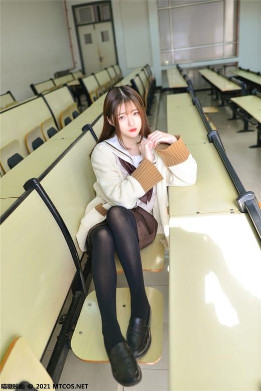 [喵糖映画]VOL.426 校园JKXUE妹 [32P/756MB]